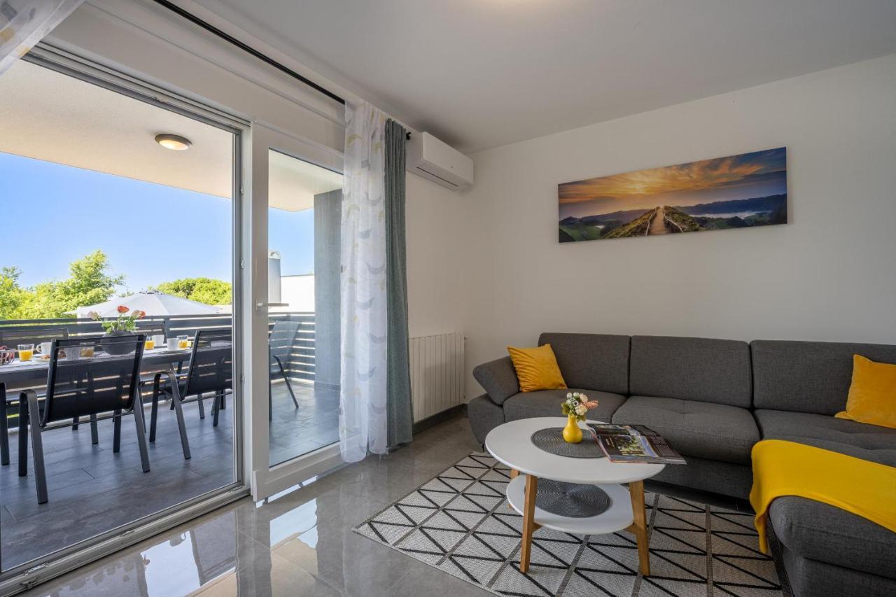 Domus Alba Apartments Pula Ngoại thất bức ảnh