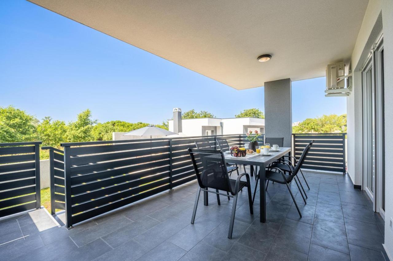 Domus Alba Apartments Pula Ngoại thất bức ảnh