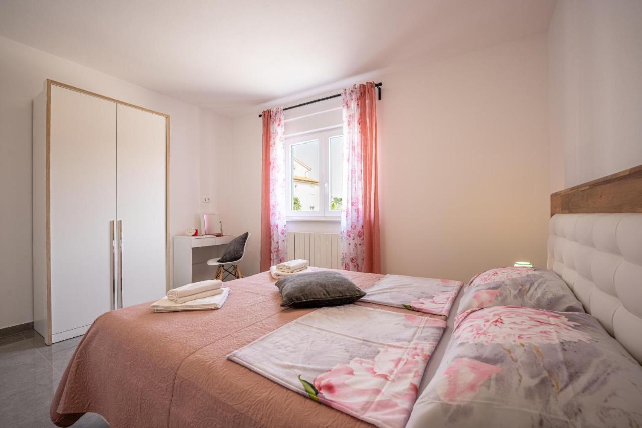 Domus Alba Apartments Pula Ngoại thất bức ảnh