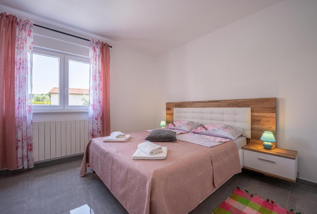 Domus Alba Apartments Pula Ngoại thất bức ảnh