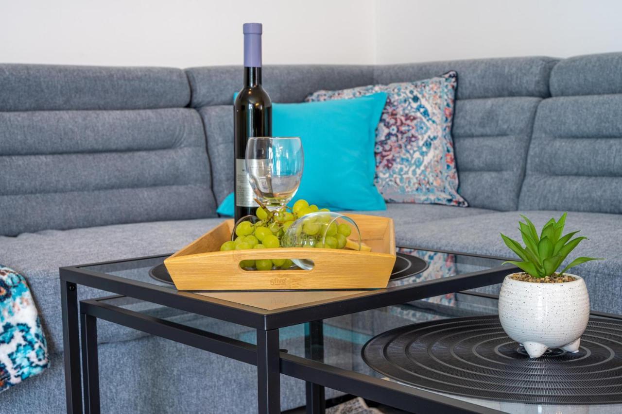 Domus Alba Apartments Pula Ngoại thất bức ảnh